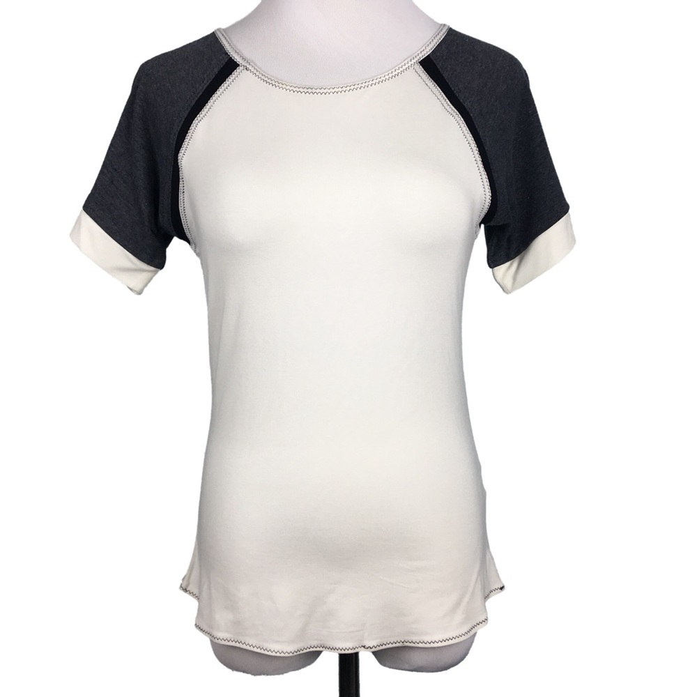 NEW Stitch Fix Small Woman’s White Gray Shirt